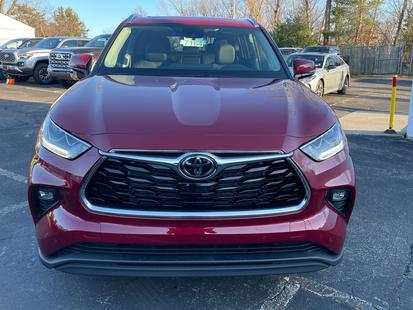 toyota highlander 2023 5TDKDRBH8PS020069 image toyota highlander 2023 5TDKDRBH8PS020069 image