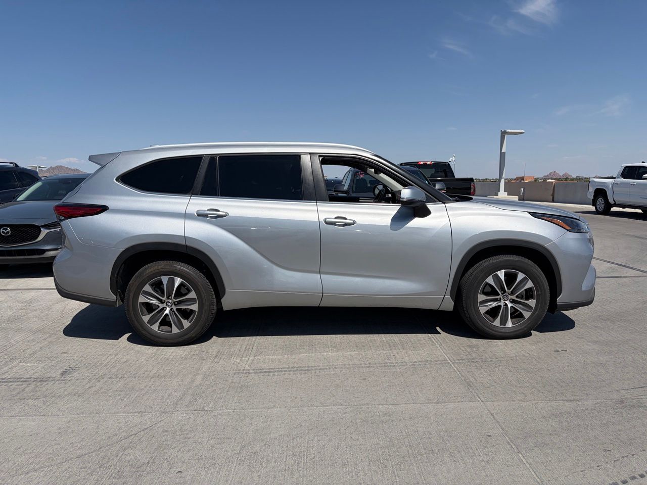 toyota highlander 2023 5TDKDRAH4PS014626 image toyota highlander 2023 5TDKDRAH4PS014626 image