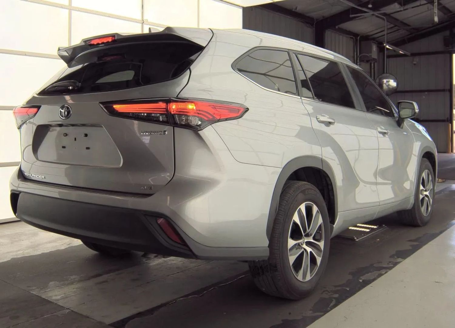 toyota highlander 2023 5TDKARAH2PS020238 image toyota highlander 2023 5TDKARAH2PS020238 image