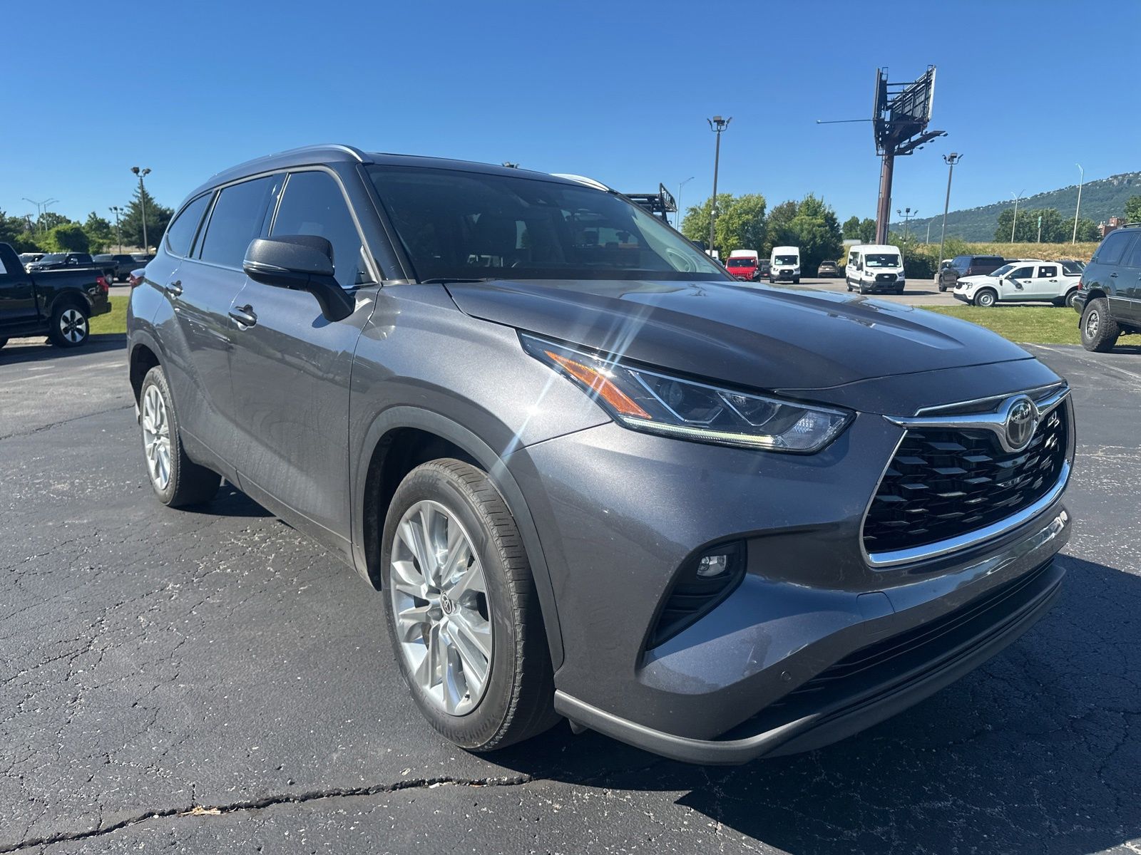 toyota highlander 2023 5TDKDRAH0PS022125 image toyota highlander 2023 5TDKDRAH0PS022125 image