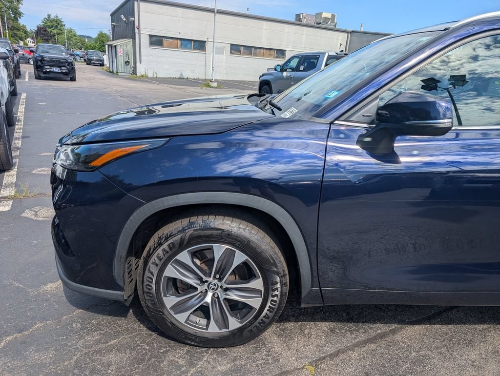 toyota highlander 2023 5TDKDRAH4PS001410 image toyota highlander 2023 5TDKDRAH4PS001410 image