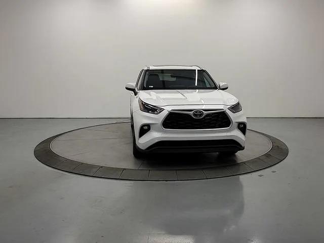 toyota highlander 2023 5TDKDRAH4PS526810 image toyota highlander 2023 5TDKDRAH4PS526810 image