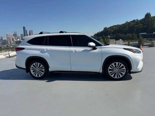 toyota highlander 2023 5TDKDRBH5PS043258 image toyota highlander 2023 5TDKDRBH5PS043258 image