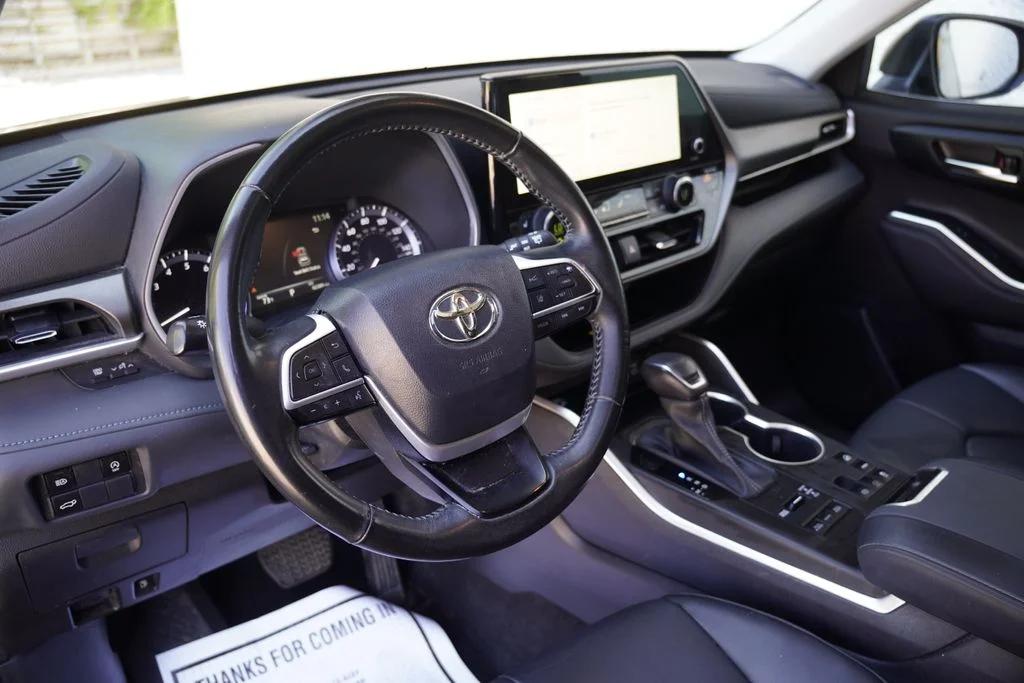 toyota highlander 2023 5TDKDRBH0PS018381 image toyota highlander 2023 5TDKDRBH0PS018381 image