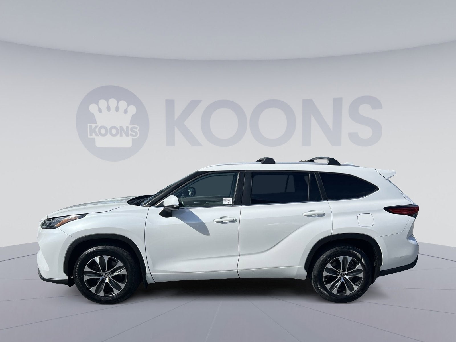 toyota highlander 2023 5TDKDRBH1PS028241 image toyota highlander 2023 5TDKDRBH1PS028241 image