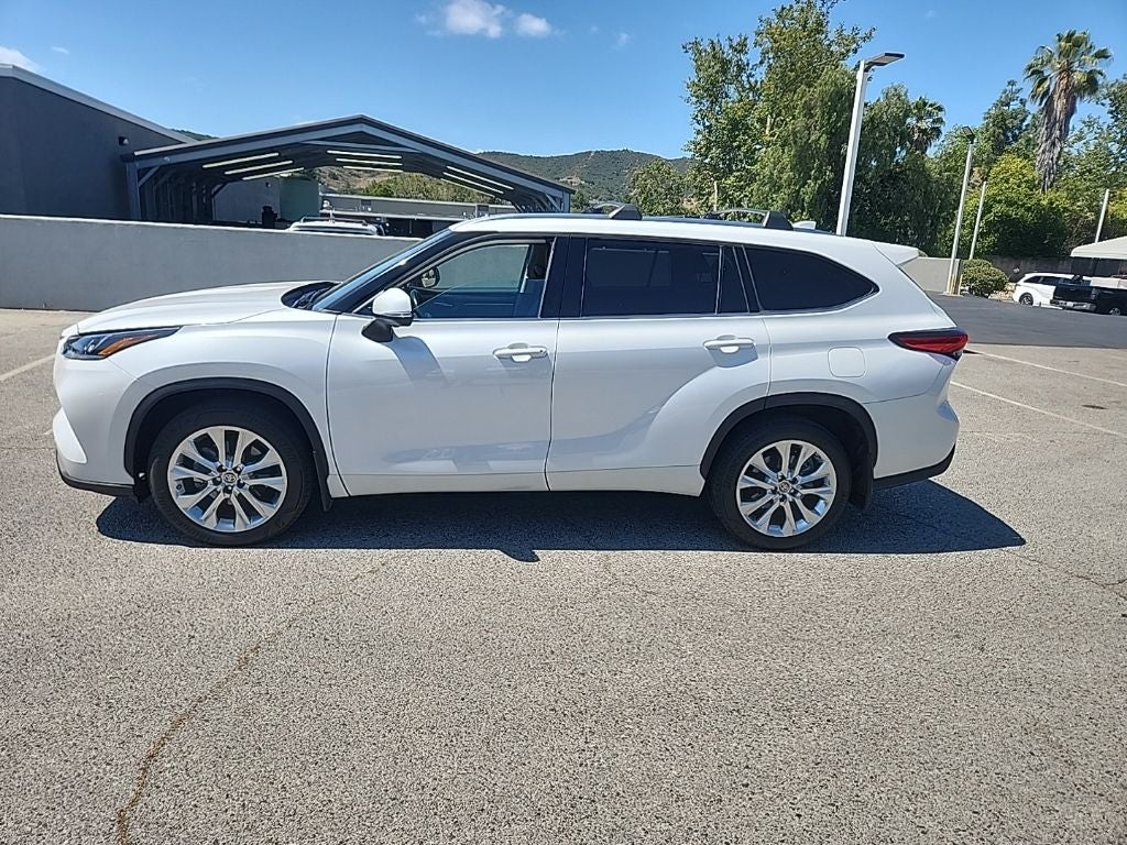 toyota highlander 2023 5TDKDRAH7PS039858 image toyota highlander 2023 5TDKDRAH7PS039858 image
