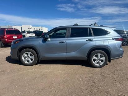 toyota highlander 2023 5TDBBRCH9PS570269 image toyota highlander 2023 5TDBBRCH9PS570269 image