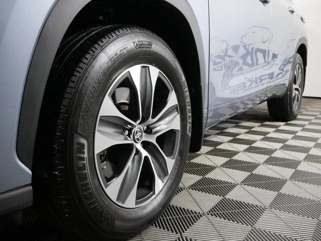 toyota highlander 2023 5TDKDRBH7PS014828 image toyota highlander 2023 5TDKDRBH7PS014828 image