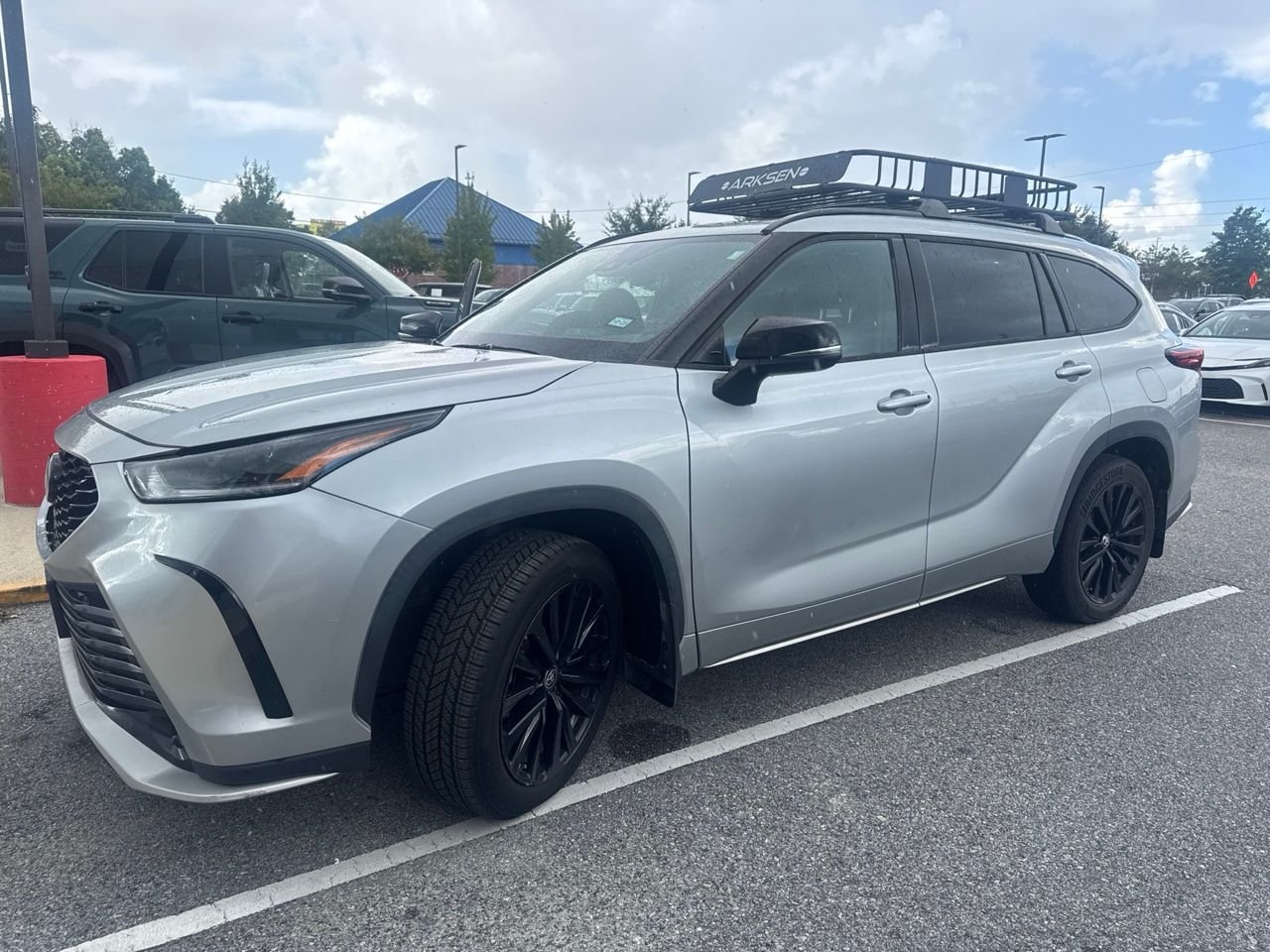 toyota highlander 2023 5TDKDRAH4PS524264 image toyota highlander 2023 5TDKDRAH4PS524264 image