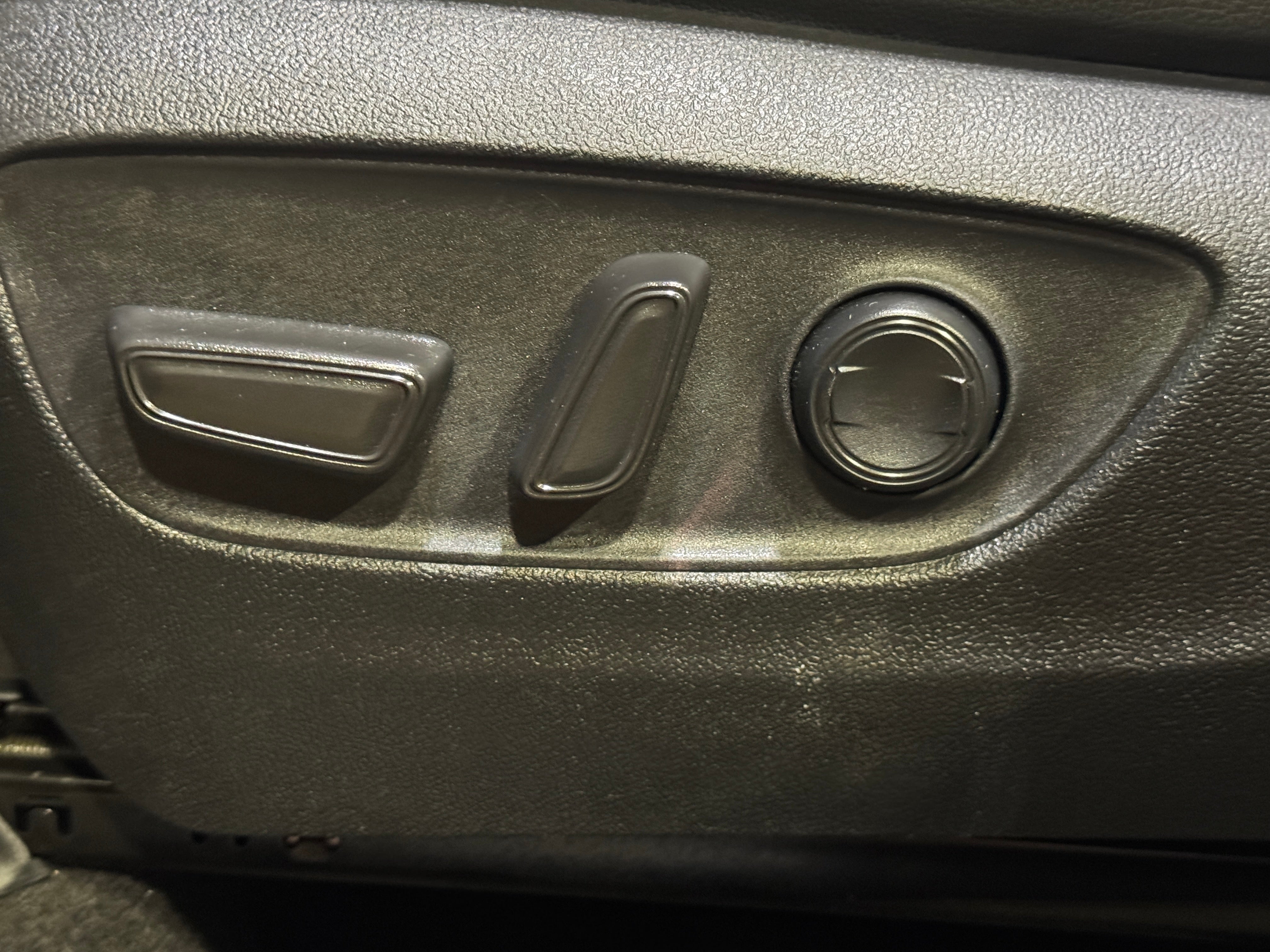 toyota highlander 2023 5TDKDRBH2PS040947 image toyota highlander 2023 5TDKDRBH2PS040947 image