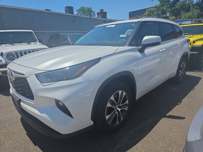 toyota highlander 2023 5TDKDRBH0PS509632 image toyota highlander 2023 5TDKDRBH0PS509632 image