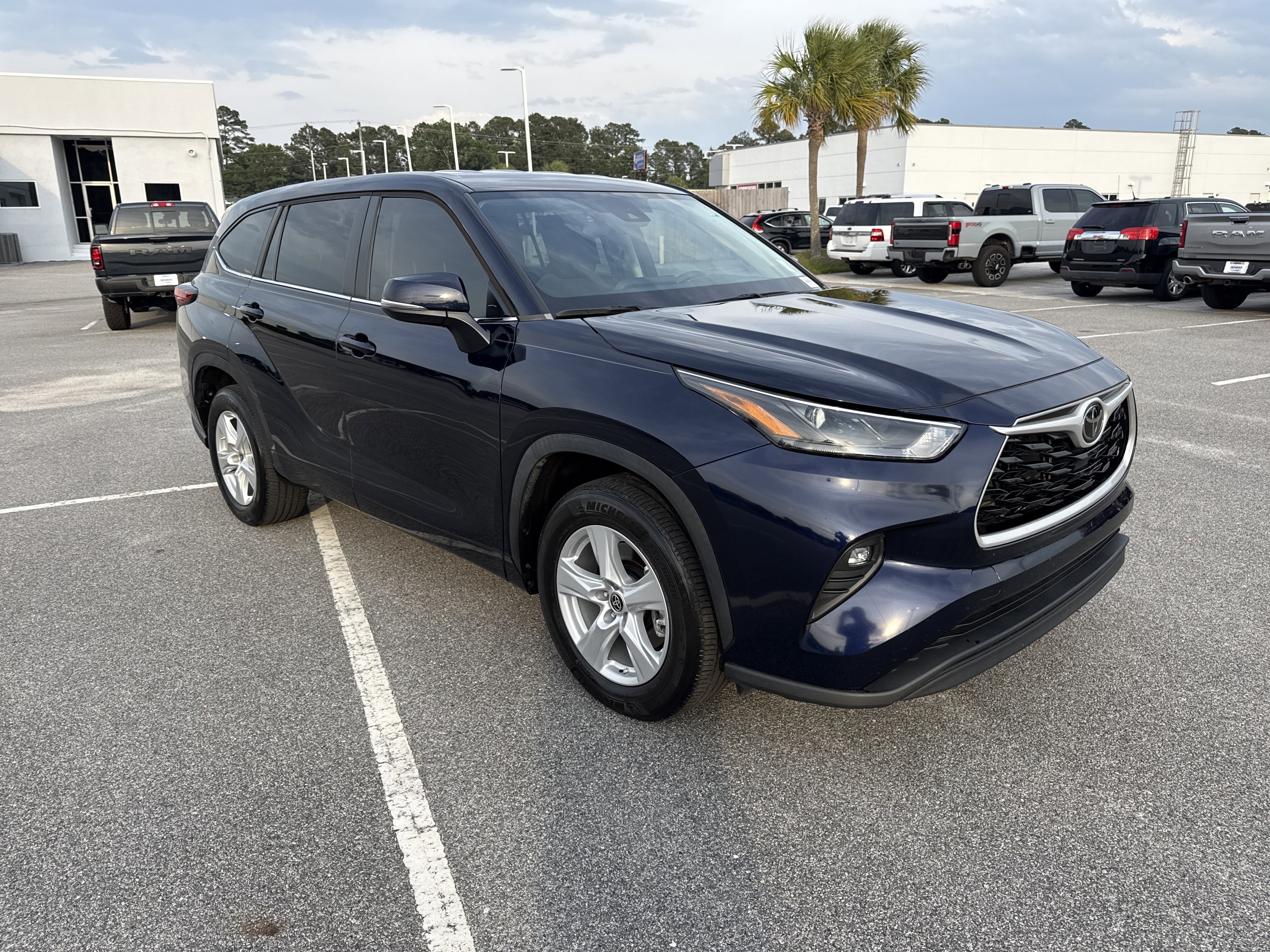 toyota highlander 2023 5TDKDRAH8PS034121 image toyota highlander 2023 5TDKDRAH8PS034121 image