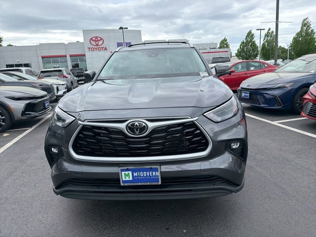 toyota highlander 2023 5TDKDRBH5PS034088 image toyota highlander 2023 5TDKDRBH5PS034088 image