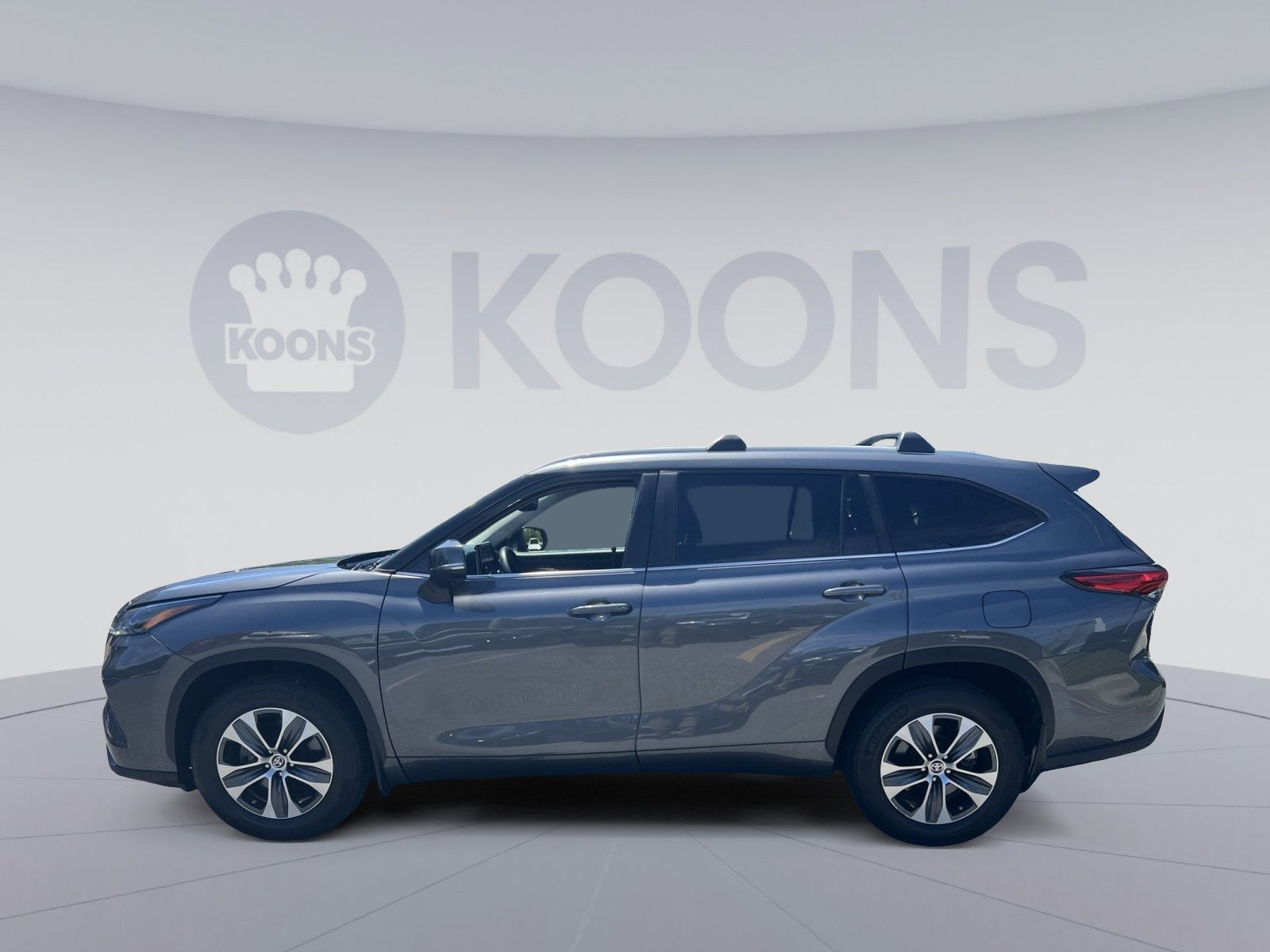 toyota highlander 2023 5TDKDRBH5PS500747 image toyota highlander 2023 5TDKDRBH5PS500747 image