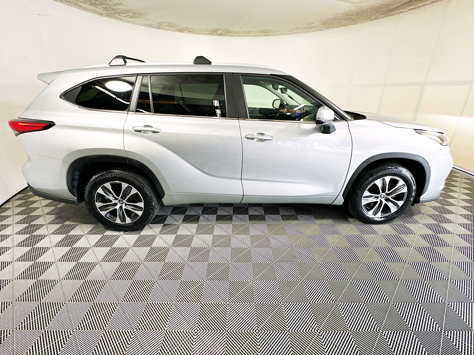 toyota highlander 2023 5TDKDRAH3PS031434 image toyota highlander 2023 5TDKDRAH3PS031434 image