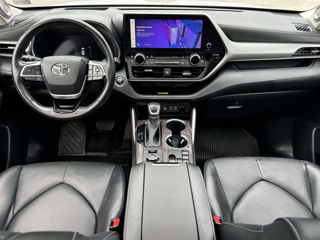 toyota highlander 2023 5TDKDRBH8PS001005 image toyota highlander 2023 5TDKDRBH8PS001005 image