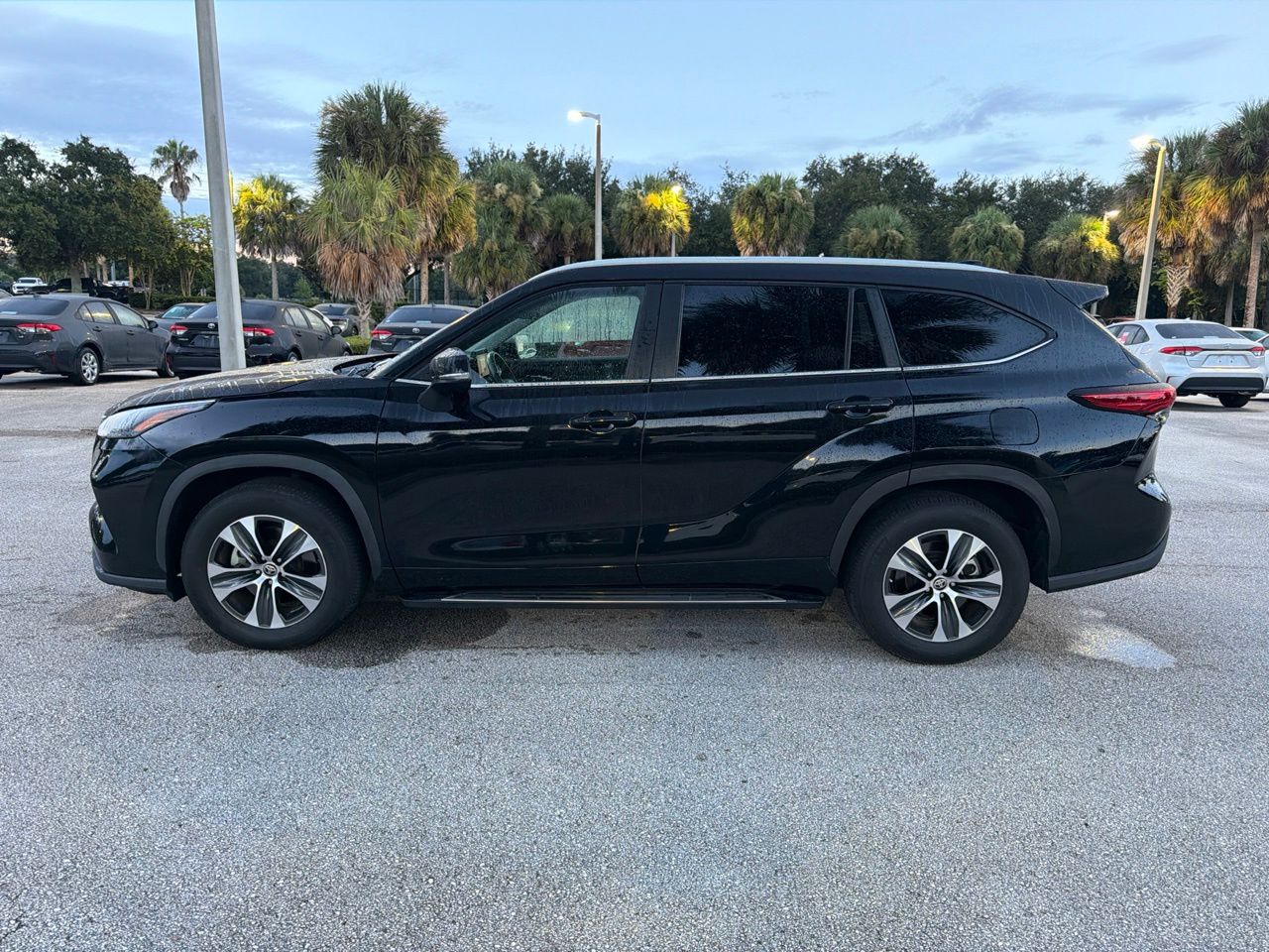 toyota highlander 2023 5TDKDRAH0PS034338 image toyota highlander 2023 5TDKDRAH0PS034338 image