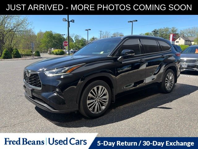 toyota highlander 2023 5TDKDRBH3PS006242 image toyota highlander 2023 5TDKDRBH3PS006242 image