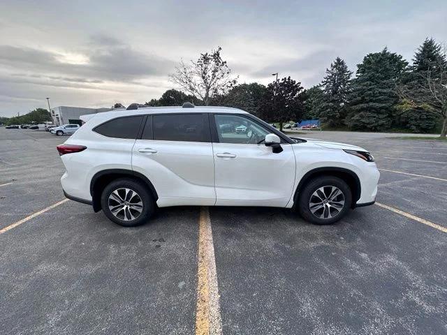toyota highlander 2023 5TDKDRBH2PS045260 image toyota highlander 2023 5TDKDRBH2PS045260 image