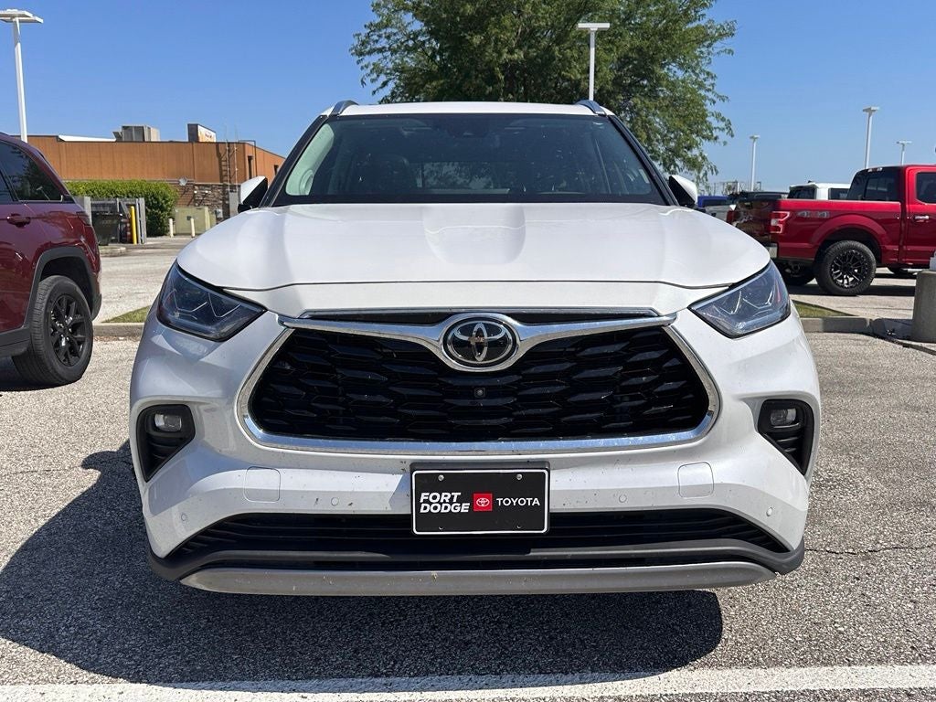 toyota highlander 2023 5TDKDRBH4PS515692 image toyota highlander 2023 5TDKDRBH4PS515692 image