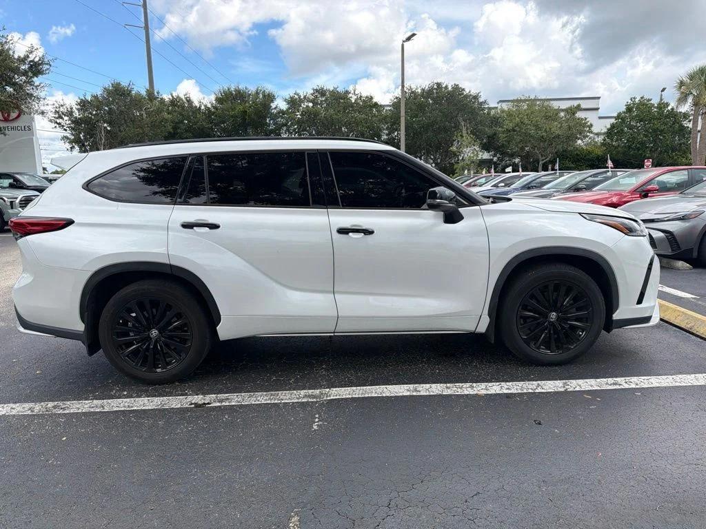 toyota highlander 2023 5TDKDRAH5PS521860 image toyota highlander 2023 5TDKDRAH5PS521860 image