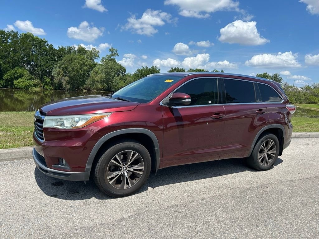 toyota highlander 2016 5TDKKRFH8GS120513 image toyota highlander 2016 5TDKKRFH8GS120513 image