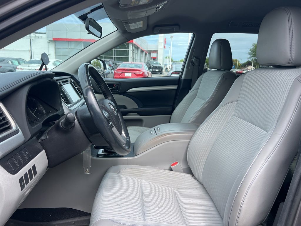 toyota highlander 2016 5TDBKRFH6GS322136 image toyota highlander 2016 5TDBKRFH6GS322136 image