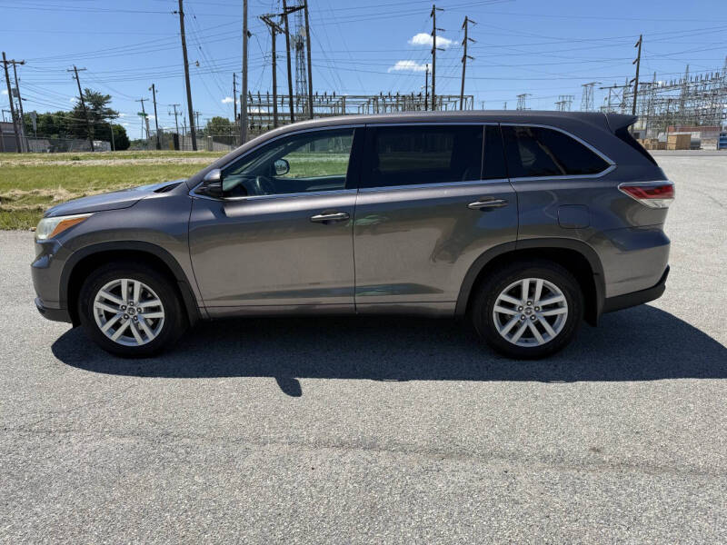 toyota highlander 2016 5TDBKRFH1GS261360 image toyota highlander 2016 5TDBKRFH1GS261360 image