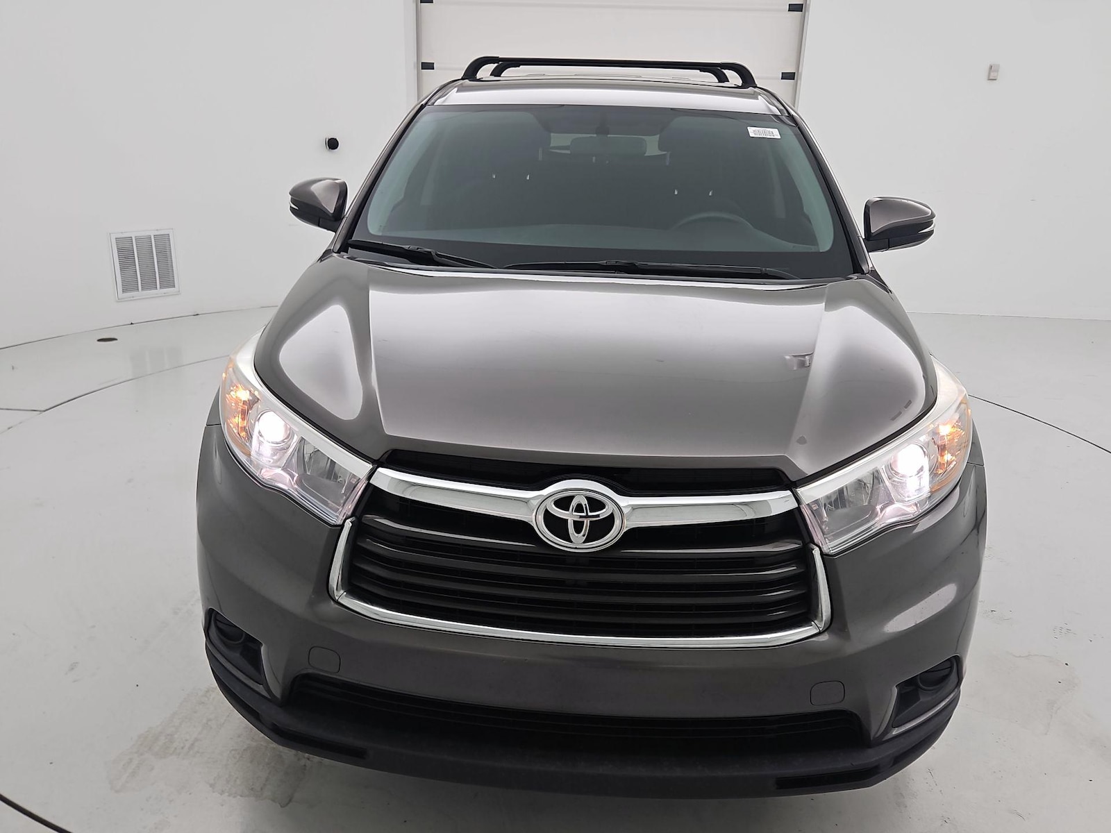 toyota highlander 2016 5TDZARFH2GS023079 image toyota highlander 2016 5TDZARFH2GS023079 image