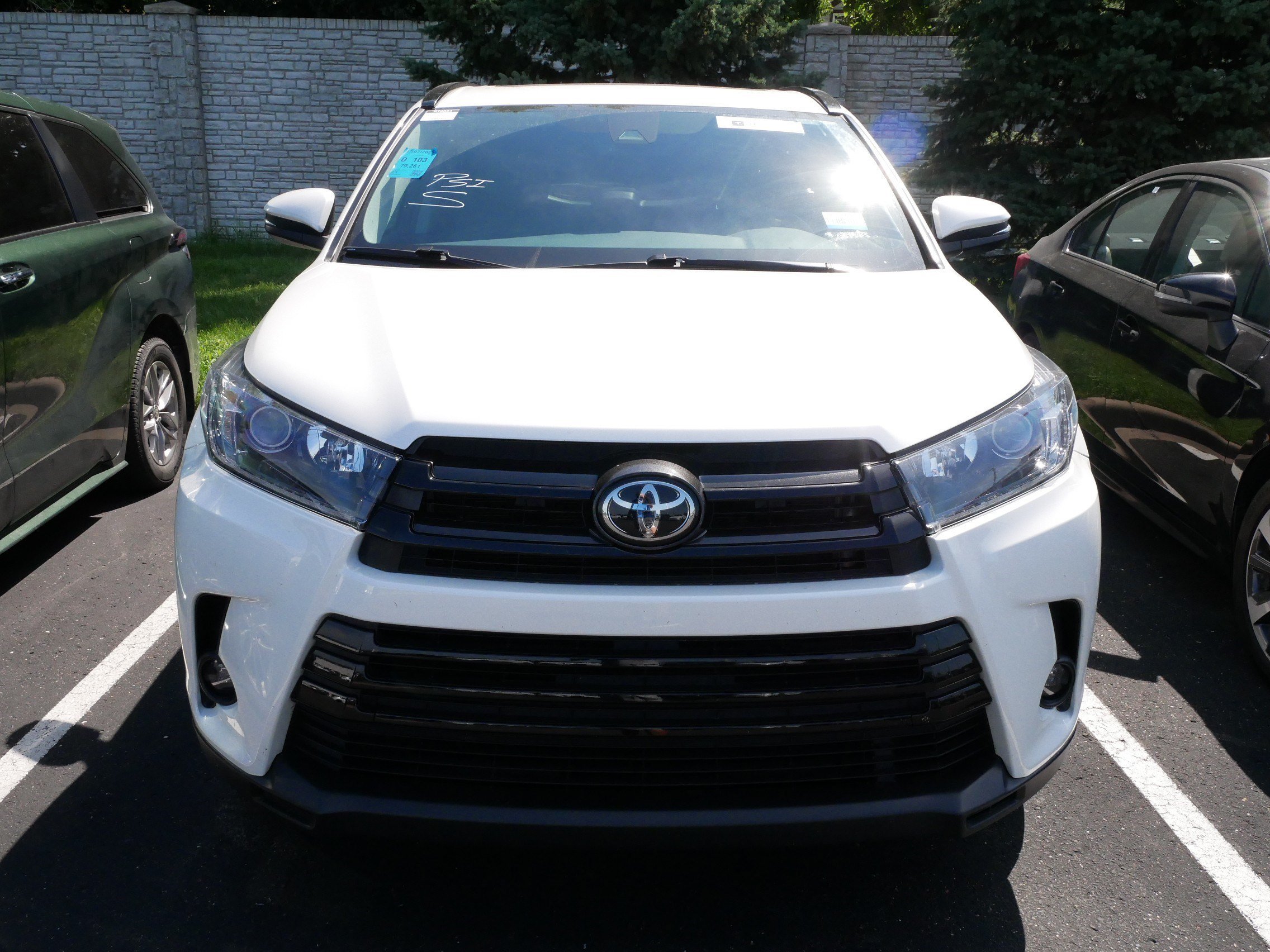toyota highlander 2019 5TDJZRFH3KS602693 image toyota highlander 2019 5TDJZRFH3KS602693 image