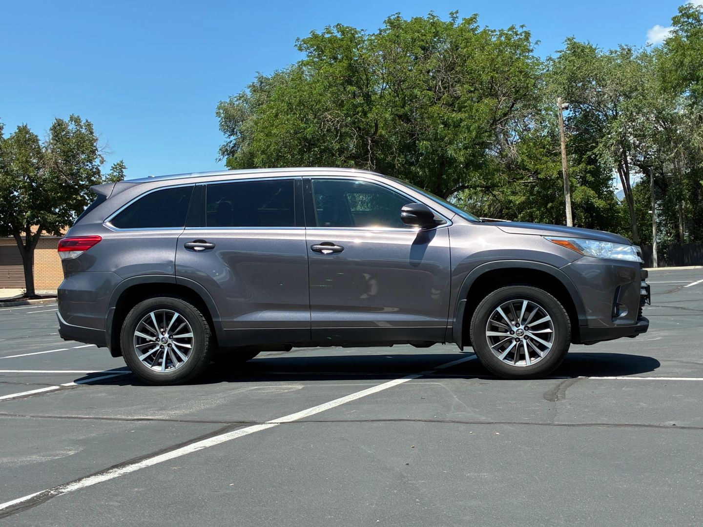 toyota highlander 2019 5TDJZRFHXKS953407 image toyota highlander 2019 5TDJZRFHXKS953407 image