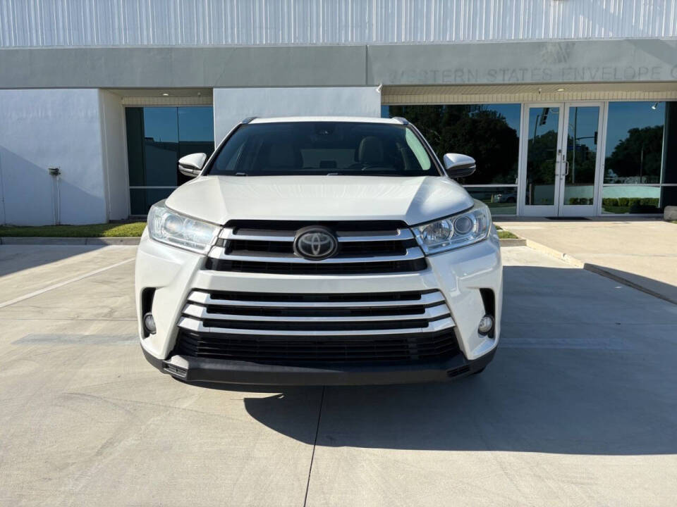 toyota highlander 2019 5TDJZRFH9KS577914 image toyota highlander 2019 5TDJZRFH9KS577914 image
