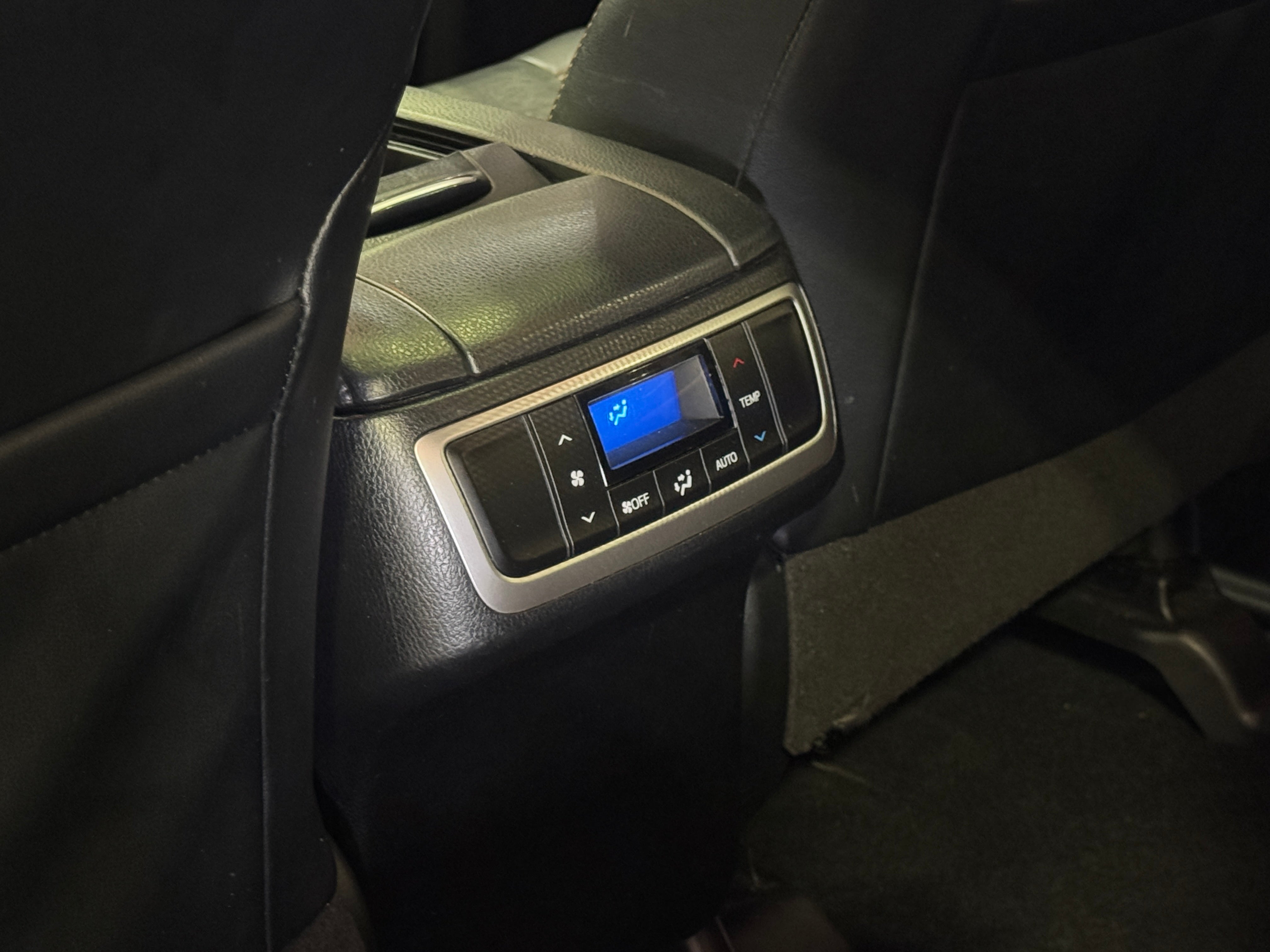 toyota highlander 2019 5TDJZRFH8KS585129 image toyota highlander 2019 5TDJZRFH8KS585129 image