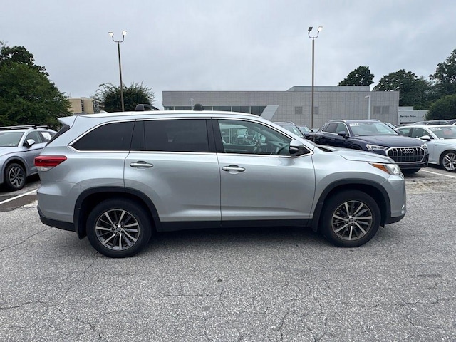 toyota highlander 2019 5TDJZRFH3KS576564 image toyota highlander 2019 5TDJZRFH3KS576564 image