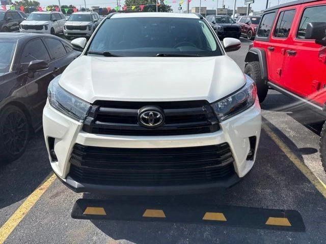 toyota highlander 2019 5TDJZRFH3KS614584 image toyota highlander 2019 5TDJZRFH3KS614584 image