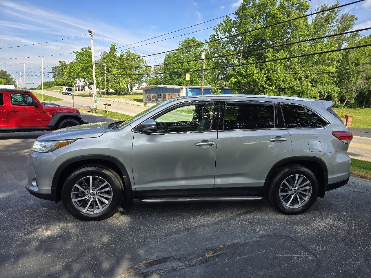 toyota highlander 2019 5TDJZRFH2KS936455 image toyota highlander 2019 5TDJZRFH2KS936455 image