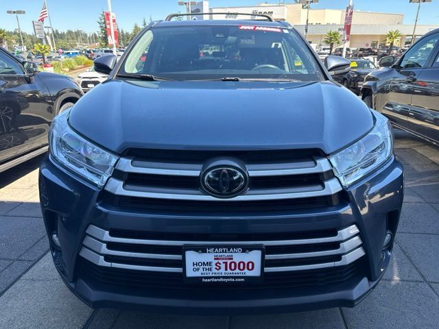 toyota highlander 2019 5TDJZRFH1KS930646 image toyota highlander 2019 5TDJZRFH1KS930646 image