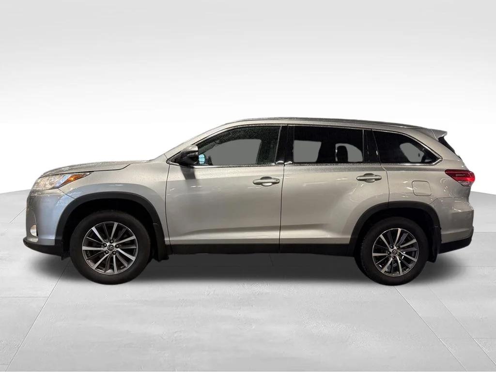 toyota highlander 2019 5TDJZRFH1KS565501 image toyota highlander 2019 5TDJZRFH1KS565501 image