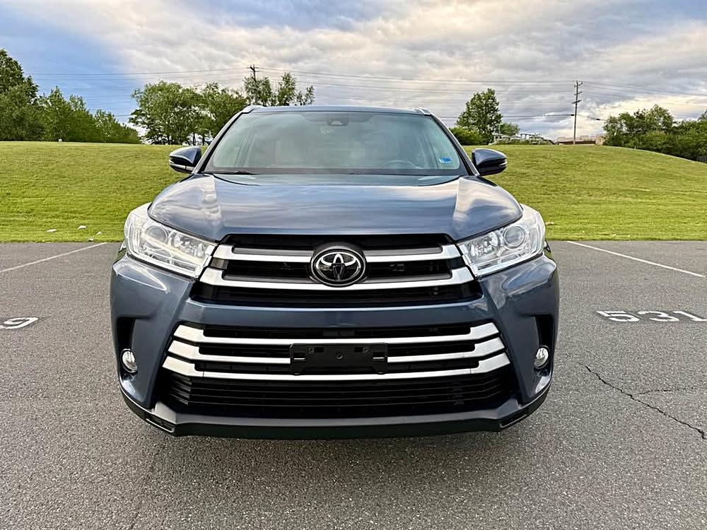toyota highlander 2019 5TDJZRFH8KS951543 image toyota highlander 2019 5TDJZRFH8KS951543 image