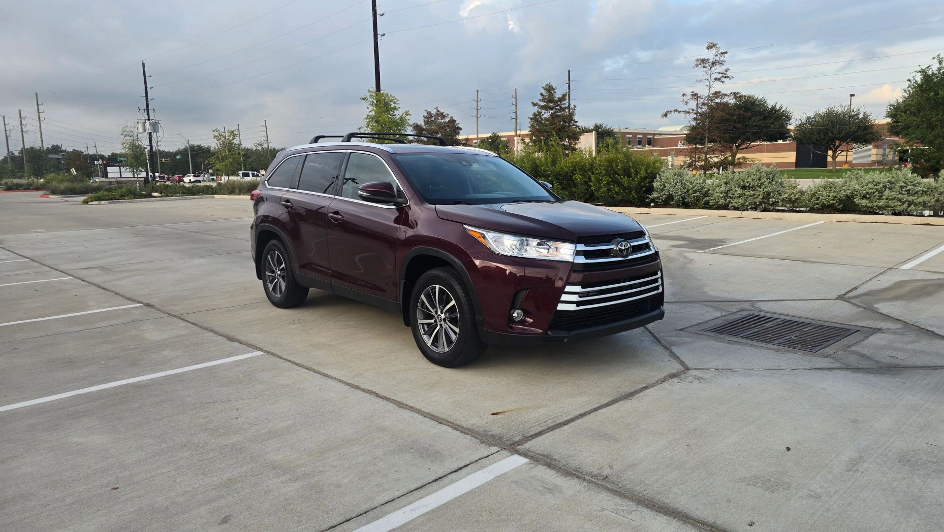 toyota highlander 2019 5TDJZRFH8KS932538 image toyota highlander 2019 5TDJZRFH8KS932538 image