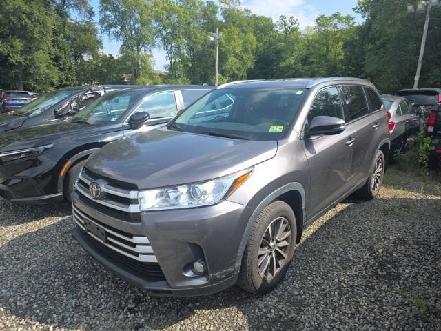 toyota highlander 2019 5TDJZRFH1KS604765 image toyota highlander 2019 5TDJZRFH1KS604765 image