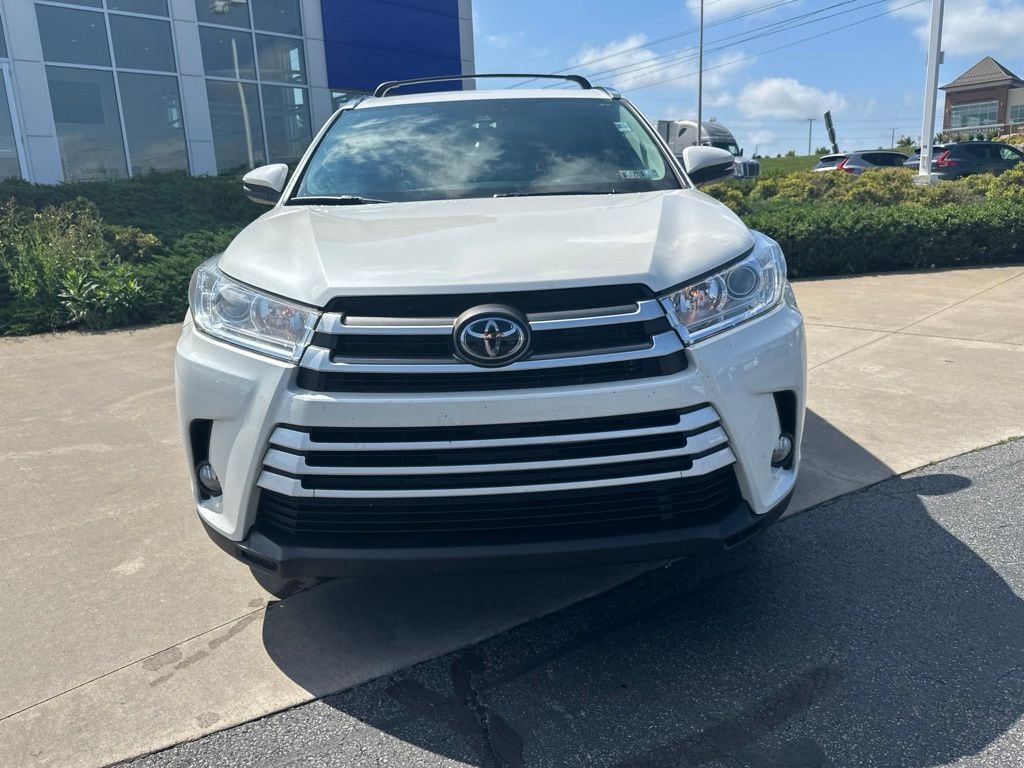 toyota highlander 2019 5TDJZRFH2KS621123 image toyota highlander 2019 5TDJZRFH2KS621123 image