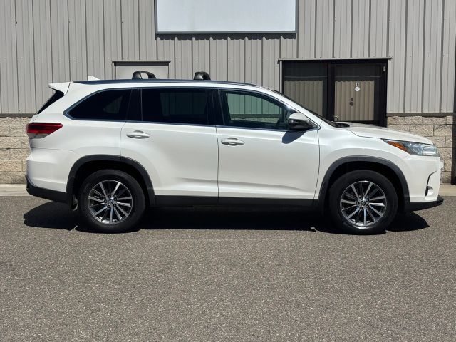 toyota highlander 2019 5TDJZRFH7KS618847 image toyota highlander 2019 5TDJZRFH7KS618847 image