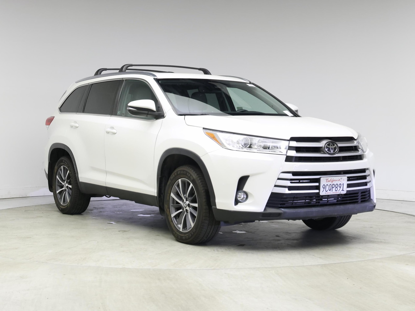 toyota highlander 2019 5TDJZRFH5KS593897 image toyota highlander 2019 5TDJZRFH5KS593897 image