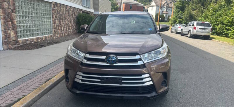 toyota highlander 2019 5TDBGRFH2KS073554 image toyota highlander 2019 5TDBGRFH2KS073554 image