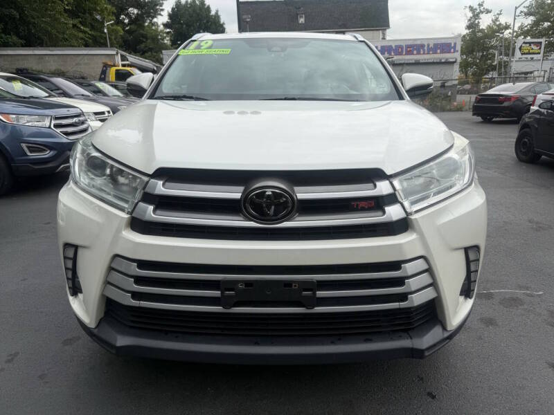 toyota highlander 2019 5TDJZRFH5KS564089 image toyota highlander 2019 5TDJZRFH5KS564089 image