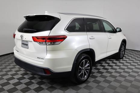 toyota highlander 2019 5TDJZRFH2KS582372 image toyota highlander 2019 5TDJZRFH2KS582372 image