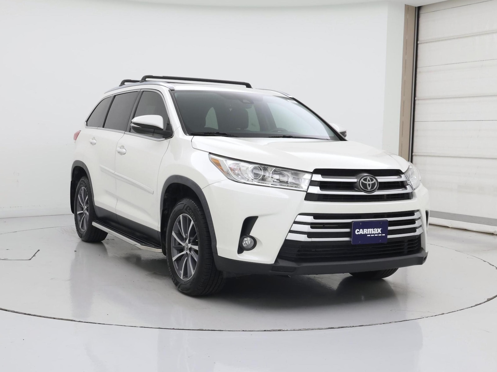 toyota highlander 2019 5TDKZRFH6KS570004 image toyota highlander 2019 5TDKZRFH6KS570004 image