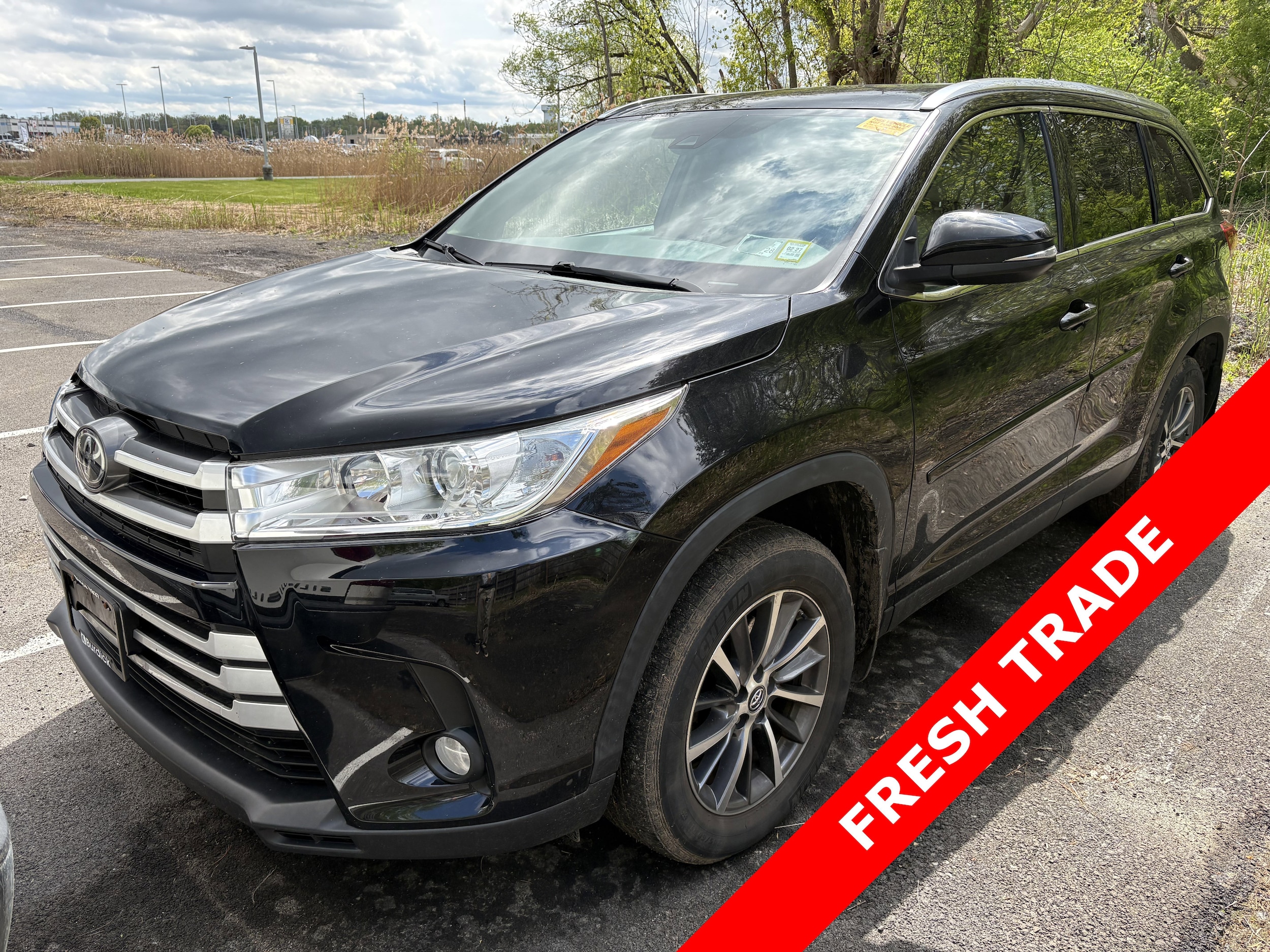 toyota highlander 2019 5TDJZRFH0KS623422 image toyota highlander 2019 5TDJZRFH0KS623422 image