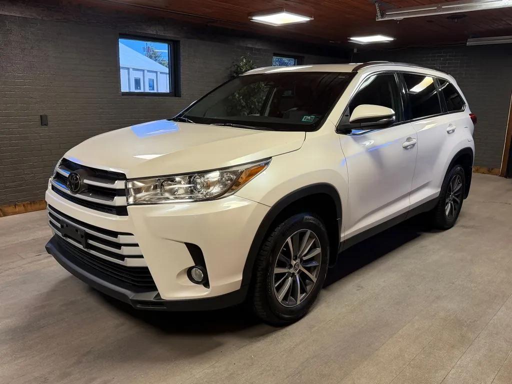 toyota highlander 2019 5TDJZRFH7KS742925 image toyota highlander 2019 5TDJZRFH7KS742925 image